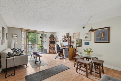 Copropriété à vendre à Miami, Floride: 1 chambre, 65.5 m2 № 2004093 - photo 8