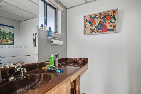 Copropriété à vendre à Miami, Floride: 1 chambre, 65.5 m2 № 2004093 - photo 11