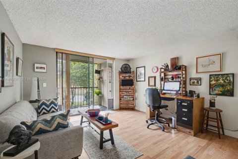 Copropriété à vendre à Miami, Floride: 1 chambre, 65.5 m2 № 2004093 - photo 9