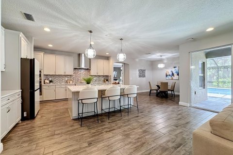 Casa en venta en Riverview, Florida, 5 dormitorios, 460.42 m2 № 2166797 - foto 11