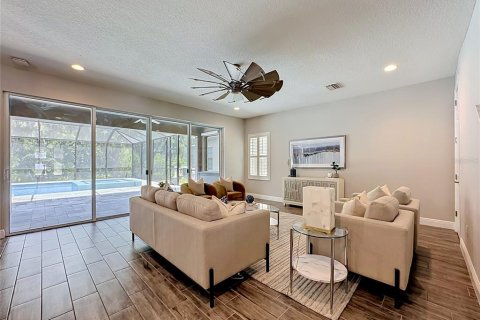 Casa en venta en Riverview, Florida, 5 dormitorios, 460.42 m2 № 2166797 - foto 9