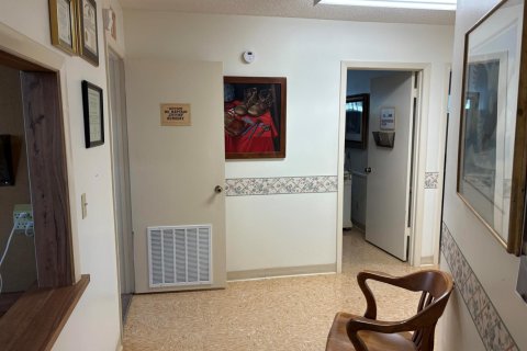 Commercial property in St. Lucie, Florida № 2081982 - photo 27