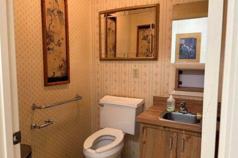 Commercial property in St. Lucie, Florida № 2081982 - photo 28