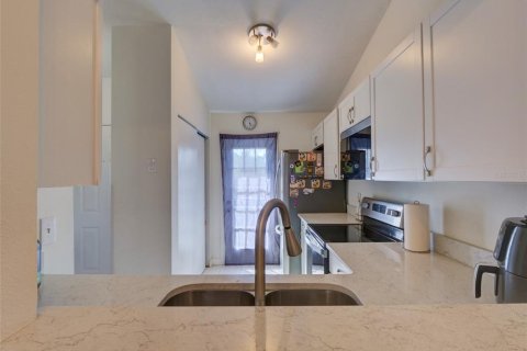 Adosado en alquiler en Orlando, Florida, 1 dormitorio, 65.31 m2 № 2232467 - foto 9