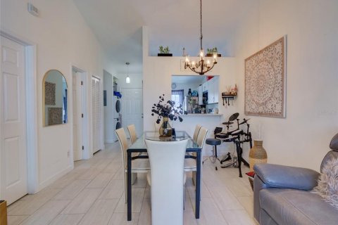 Adosado en alquiler en Orlando, Florida, 1 dormitorio, 65.31 m2 № 2232467 - foto 5