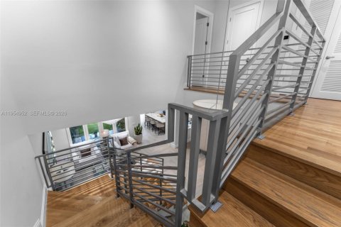 Casa en venta en Coral Gables, Florida, 5 dormitorios, 320.61 m2 № 2009749 - foto 30