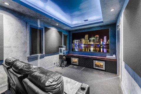 Casa en venta en Coral Gables, Florida, 5 dormitorios, 320.61 m2 № 2009749 - foto 28