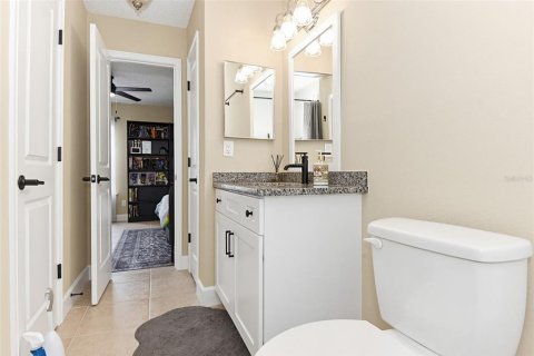 Condo in South Daytona, Florida, 2 bedrooms № 2103900 - photo 24