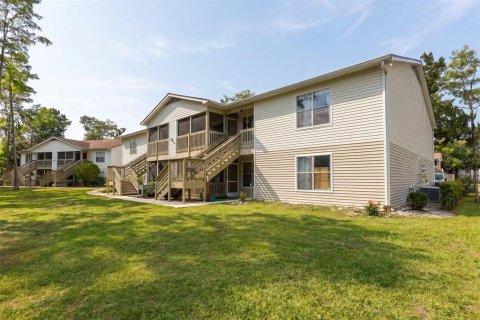 Condo in South Daytona, Florida, 2 bedrooms № 2103900 - photo 3