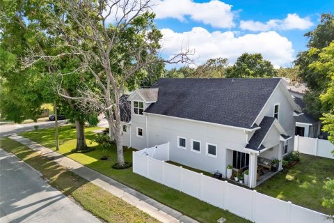 Casa en venta en Orlando, Florida, 3 dormitorios, 239.32 m2 № 1631211 - foto 6
