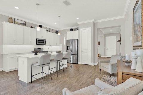 Casa en venta en Orlando, Florida, 3 dormitorios, 239.32 m2 № 1631211 - foto 8