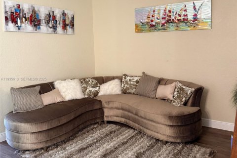 Adosado en venta en Coral Springs, Florida, 3 dormitorios, 142.7 m2 № 1993738 - foto 14