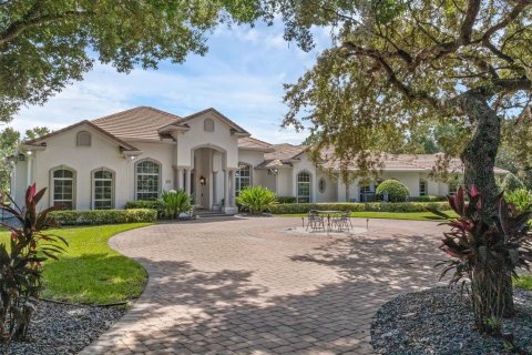 Casa en venta en Lake Mary, Florida, 4 dormitorios, 1193.05 m2 № 1902186 - foto 2
