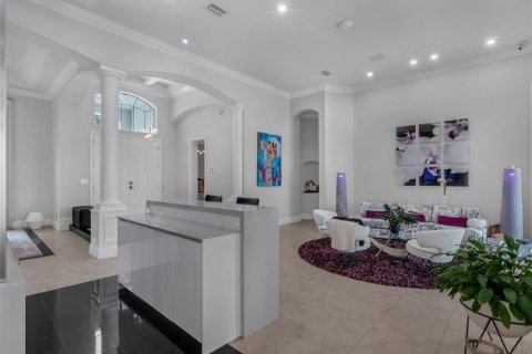 Casa en venta en Lake Mary, Florida, 4 dormitorios, 1193.05 m2 № 1902186 - foto 15