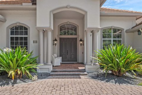 Casa en venta en Lake Mary, Florida, 4 dormitorios, 1193.05 m2 № 1902186 - foto 4