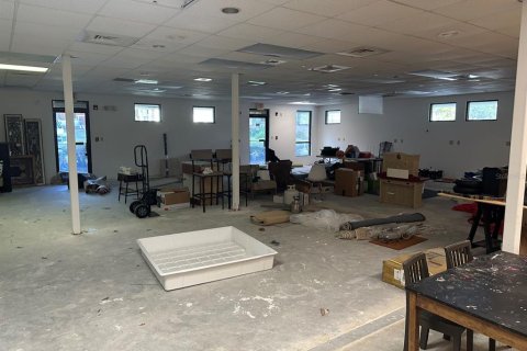 Propiedad comercial en alquiler en Ocala, Florida, 658.86 m2 № 872081 - foto 2