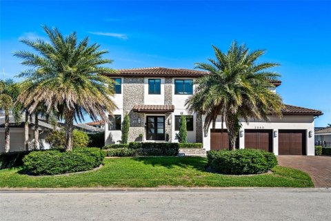 Casa en venta en Saint Petersburg, Florida, 5 dormitorios, 441.01 m2 № 2093542 - foto 10