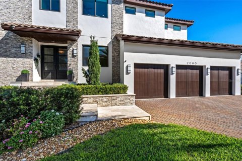 Casa en venta en Saint Petersburg, Florida, 5 dormitorios, 441.01 m2 № 2093542 - foto 12