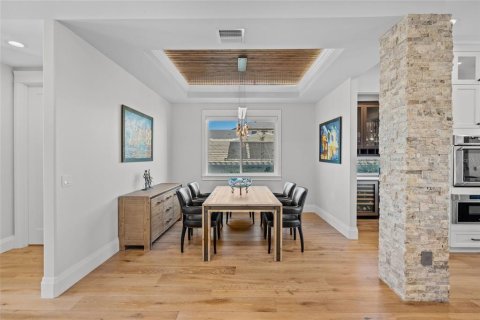 Casa en venta en Saint Petersburg, Florida, 5 dormitorios, 441.01 m2 № 2093542 - foto 26