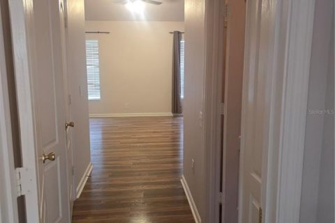House in Wesley Chapel, Florida 4 bedrooms, 181.72 sq.m. № 2200521 - photo 12