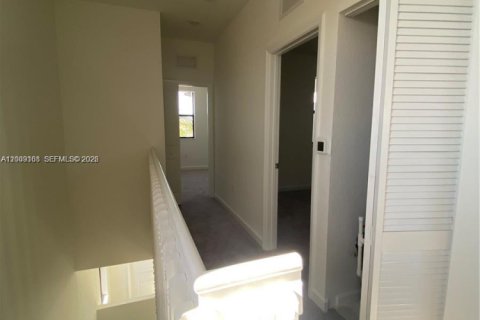Touwnhouse à vendre à Homestead, Floride: 3 chambres, 143.53 m2 № 2170978 - photo 15