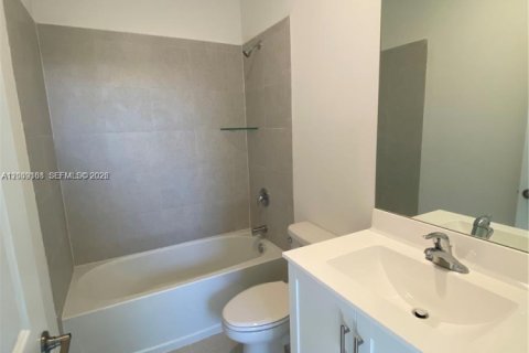Touwnhouse à vendre à Homestead, Floride: 3 chambres, 143.53 m2 № 2170978 - photo 11