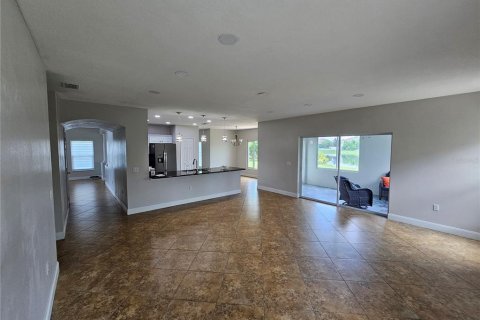 House in Kissimmee, Florida 4 bedrooms, 283.07 sq.m. № 1876766 - photo 12