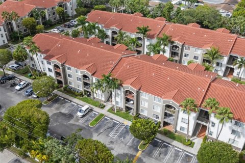 Copropriété à vendre à Miami, Floride: 2 chambres, 91.88 m2 № 2054710 - photo 23