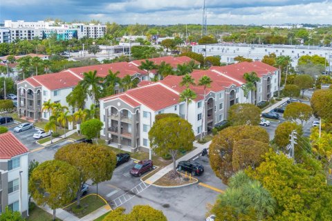 Copropriété à vendre à Miami, Floride: 2 chambres, 91.88 m2 № 2054710 - photo 21