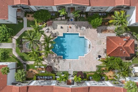 Copropriété à vendre à Miami, Floride: 2 chambres, 91.88 m2 № 2054710 - photo 11