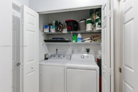 Copropriété à vendre à Miami, Floride: 2 chambres, 91.88 m2 № 2054710 - photo 19