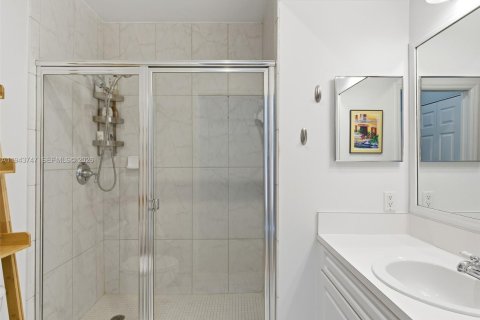 Copropriété à vendre à Miami, Floride: 2 chambres, 91.88 m2 № 2054710 - photo 15