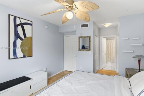 Copropriété à vendre à Miami, Floride: 2 chambres, 91.88 m2 № 2054710 - photo 13