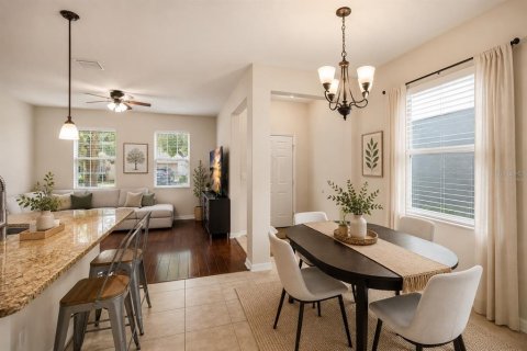 House in Riverview, Florida 4 bedrooms, 199.37 sq.m. № 2347790 - photo 5