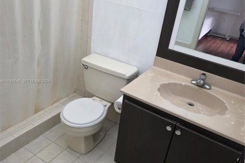 Copropriété à louer à Miami, Floride: 2 chambres, 89.65 m2 № 1997715 - photo 20