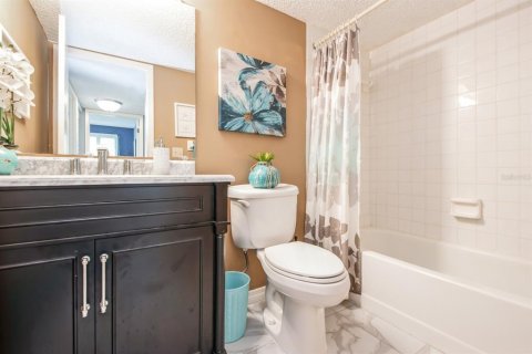 Condo in Saint Petersburg, Florida, 2 bedrooms  № 1616454 - photo 30