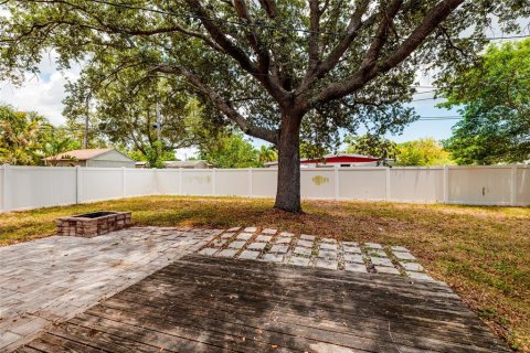 Villa ou maison à vendre à Saint Petersburg, Floride: 3 chambres, 88.07 m2 № 2201523 - photo 20