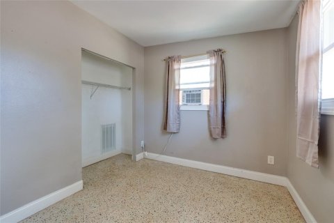 Villa ou maison à vendre à Saint Petersburg, Floride: 3 chambres, 88.07 m2 № 2201523 - photo 17