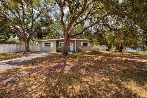 Villa ou maison à vendre à Saint Petersburg, Floride: 3 chambres, 88.07 m2 № 2201523 - photo 2