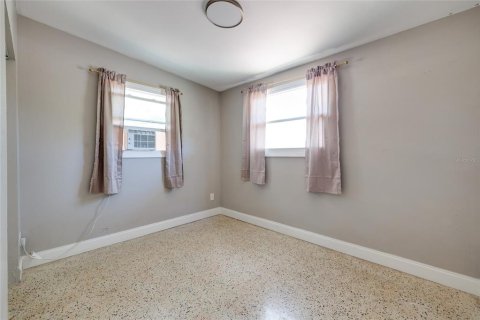 Villa ou maison à vendre à Saint Petersburg, Floride: 3 chambres, 88.07 m2 № 2201523 - photo 18
