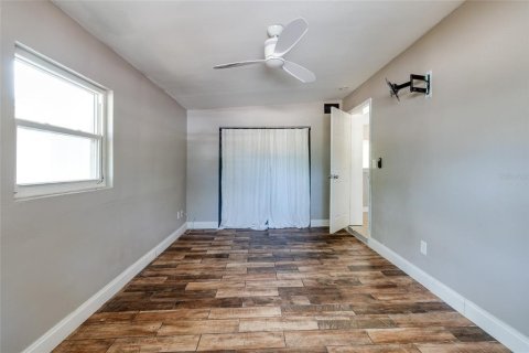 Villa ou maison à vendre à Saint Petersburg, Floride: 3 chambres, 88.07 m2 № 2201523 - photo 13