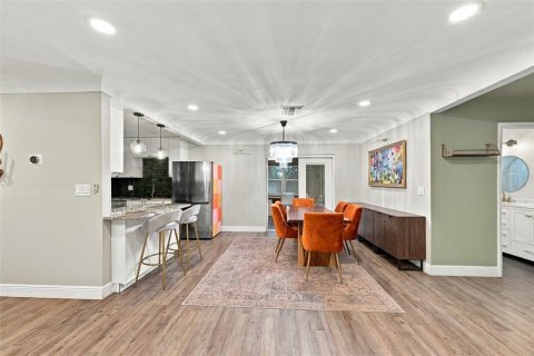 Villa ou maison à louer à Clearwater, Floride: 3 chambres, 121.52 m2 № 2426839 - photo 5
