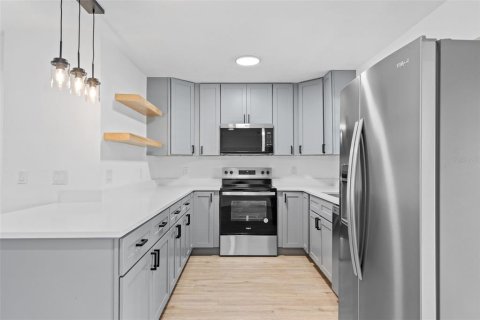 Casa en venta en Edgewater, Florida, 3 dormitorios, 159.42 m2 № 2386674 - foto 12