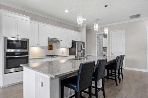 House in Lakewood Ranch, Florida 3 bedrooms, 243.03 sq.m. № 1531647 - photo 10
