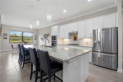 House in Lakewood Ranch, Florida 3 bedrooms, 243.03 sq.m. № 1531647 - photo 14