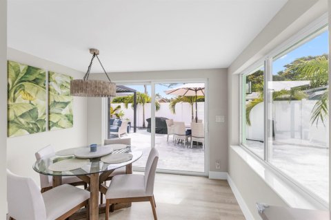 Villa ou maison à vendre à Deerfield Beach, Floride: 3 chambres, 149.02 m2 № 2087418 - photo 8
