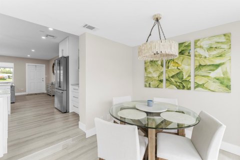 Villa ou maison à vendre à Deerfield Beach, Floride: 3 chambres, 149.02 m2 № 2087418 - photo 9