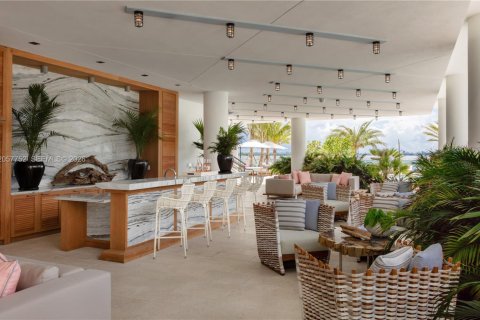 Copropriété à louer à Miami, Floride: 2 chambres, 98.48 m2 № 2169115 - photo 15