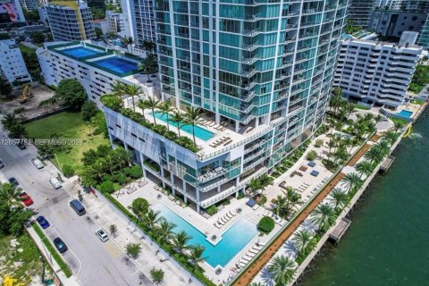 Copropriété à louer à Miami, Floride: 2 chambres, 98.48 m2 № 2169115 - photo 16