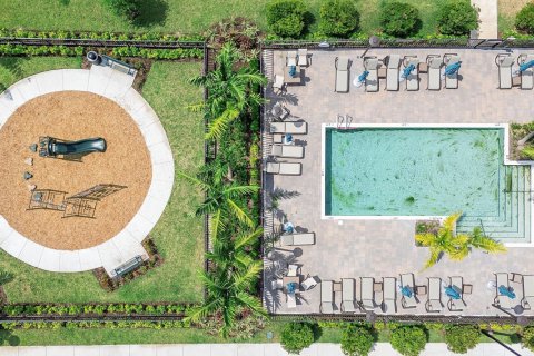 Touwnhouse à louer à Pembroke Pines, Floride: 4 chambres, 175.4 m2 № 1225649 - photo 1